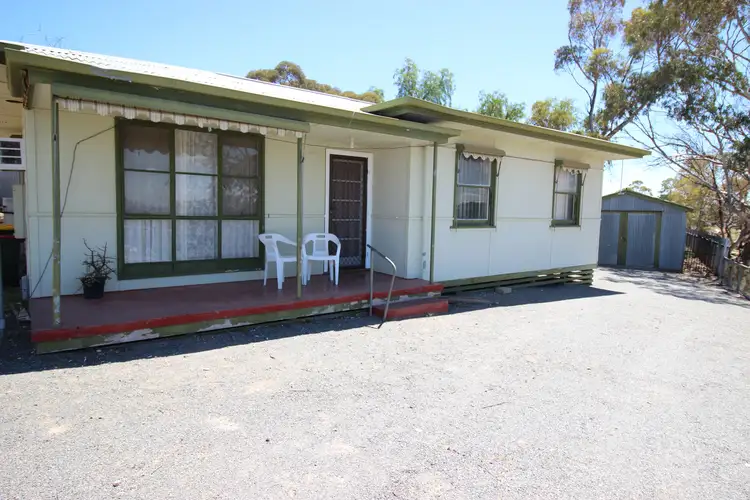 38 North Terrace, Blanchetown SA 5357