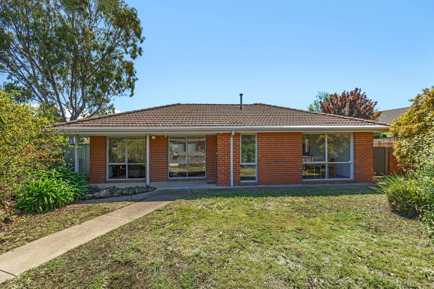 Main view of Homely house listing, 1 Devlin Court, Mill Park VIC 3082