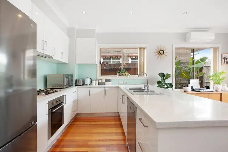 Fifth view of Homely townhouse listing, 2/9 Cuthbert Road, Reservoir VIC 3073