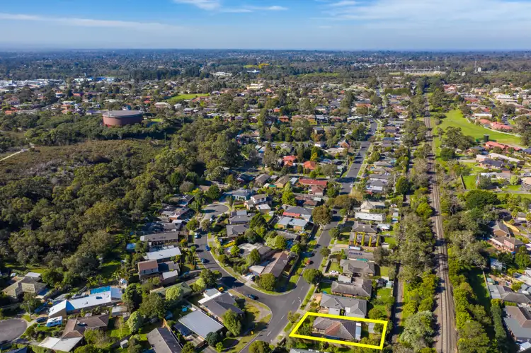 Fifth view of Homely house listing, 52 Lipton Drive, Frankston VIC 3199