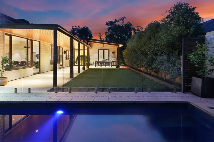 11 Village Court, Mansfield VIC 3722