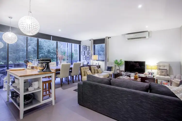 Main view of Homely apartment listing, 4/44 Ormond Boulevard, Bundoora VIC 3083