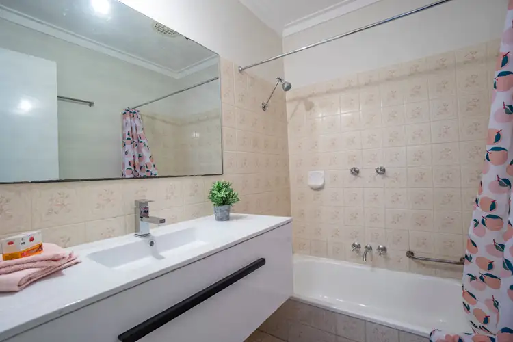 Sixth view of Homely villa listing, 7/294 Knutsford Avenue, Kewdale WA 6105