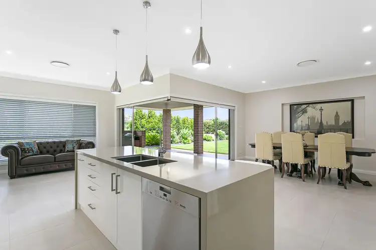Fifth view of Homely house listing, 8 Daintree Circuit, Tamworth NSW 2340