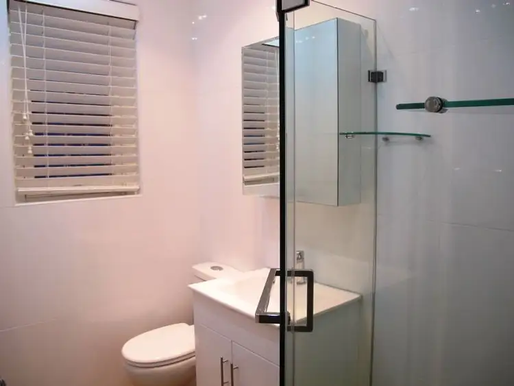 Fifth view of Homely apartment listing, 3/10-12 Orwell Street, Potts Point NSW 2011