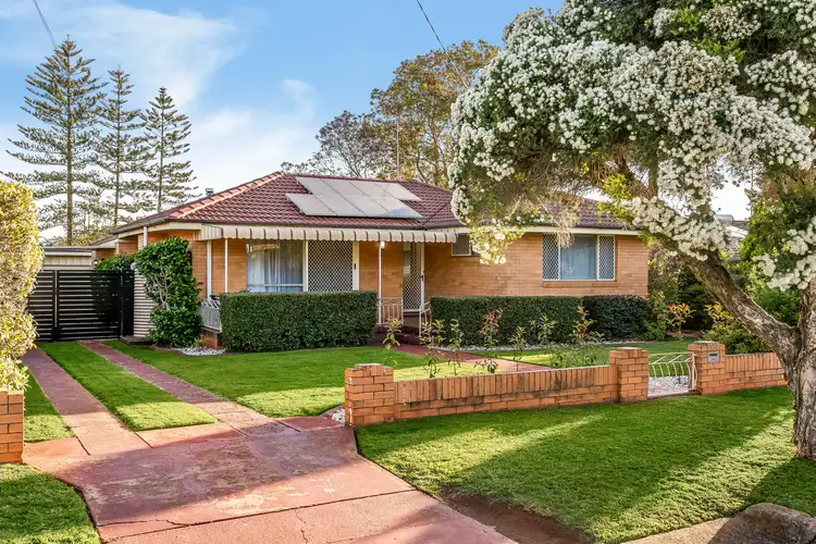 18 Lister Street, Harristown QLD 4350