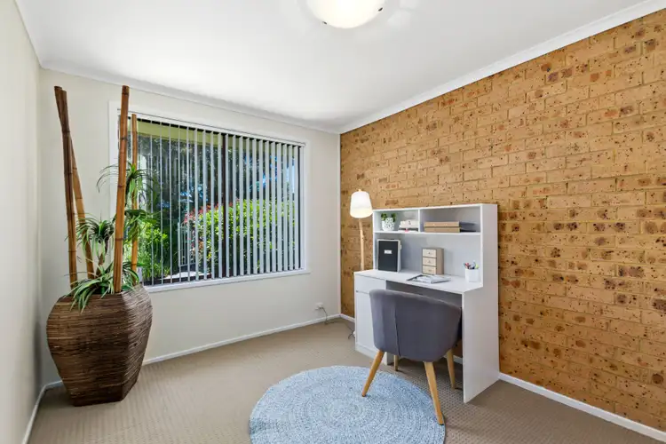 Sixth view of Homely house listing, 2/8 Horsley Drive, Horsley NSW 2530