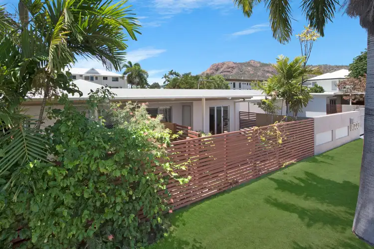 2/13 McKinley Street, North Ward QLD 4810