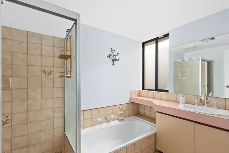 Fifth view of Homely house listing, 6 Parkway Trail, Ballajura WA 6066