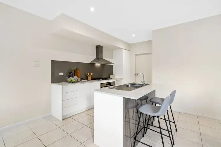 Fifth view of Homely townhouse listing, 4 Paloma Court, Bundoora VIC 3083