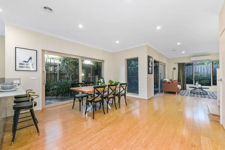 4/19 Maroo Street, Hughesdale VIC 3166