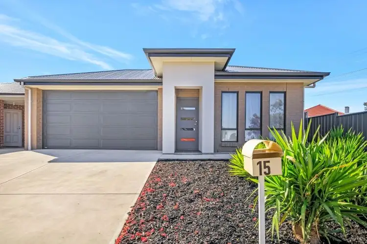 15 The Parade, Blair Athol SA 5084