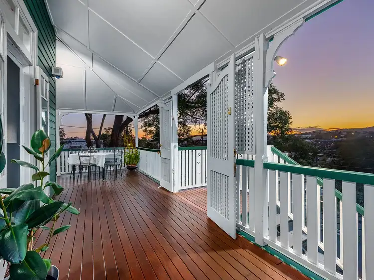 27 Gaunt Street, Newmarket QLD 4051