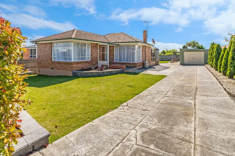 21 Helenwood Grove, Newnham TAS 7248
