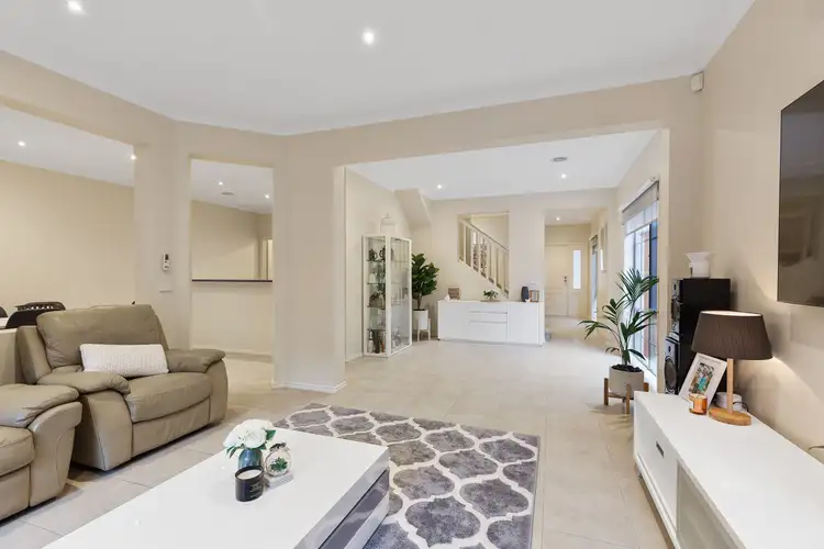 Sixth view of Homely townhouse listing, 8 Willunga Way, Bundoora VIC 3083