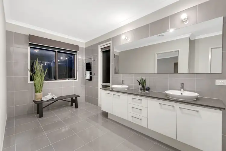 Fifth view of Homely house listing, 127 Eaststone Avenue, Wollert VIC 3750