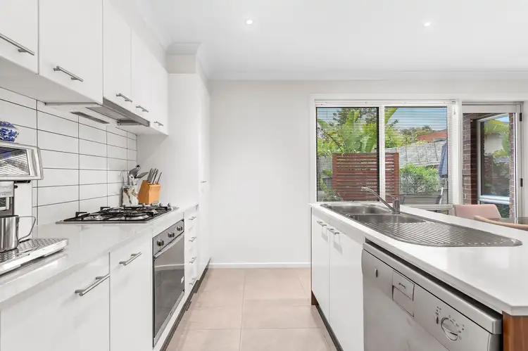 Third view of Homely townhouse listing, 158 Ernest Jones Drive, Macleod VIC 3085
