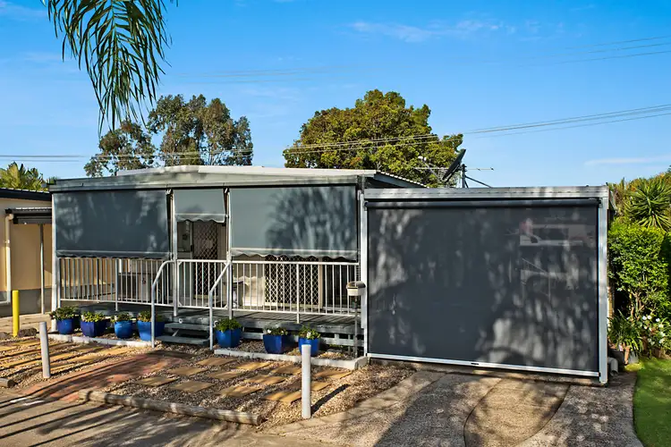 63 Caloundra Road