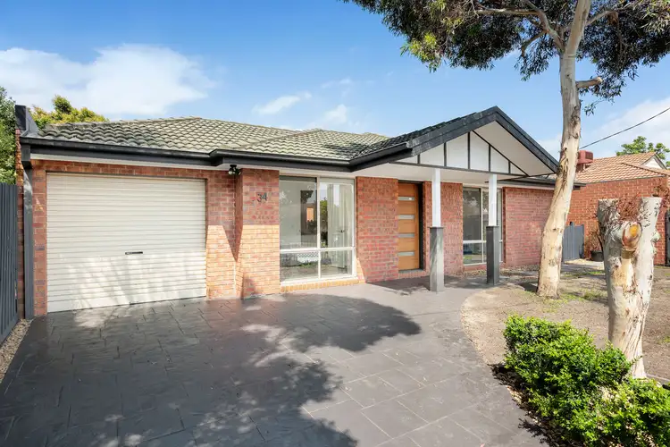34 Simmonds Street, Hughesdale VIC 3166