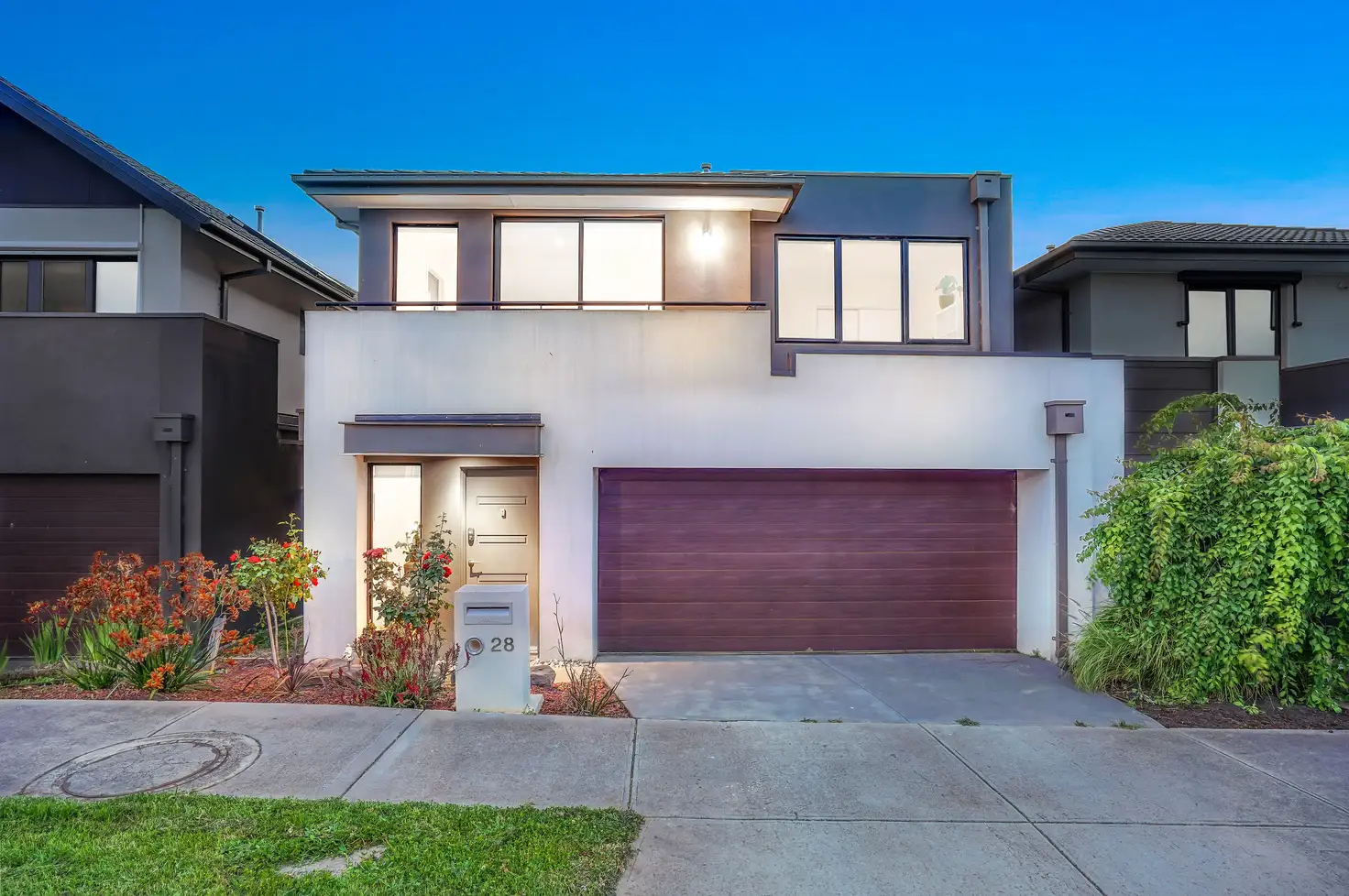 Main view of Homely townhouse listing, 28 Zara Close, Bundoora VIC 3083