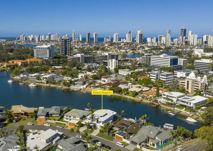 2/5 Daimler Drive, Bundall QLD 4217