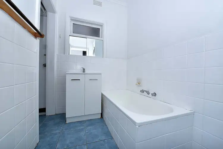 Fourth view of Homely unit listing, 3/125-126 Nepean Highway, Aspendale VIC 3195