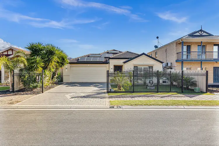 6 Leaf Street, Parafield Gardens SA 5107