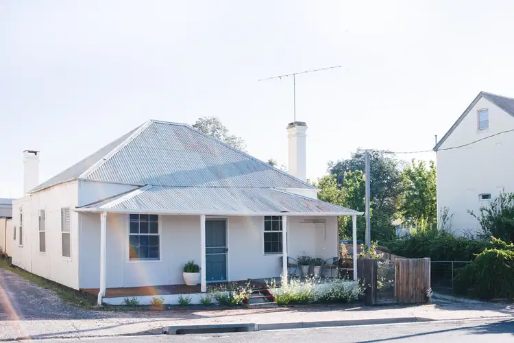 109 Manners Street, Tenterfield NSW 2372