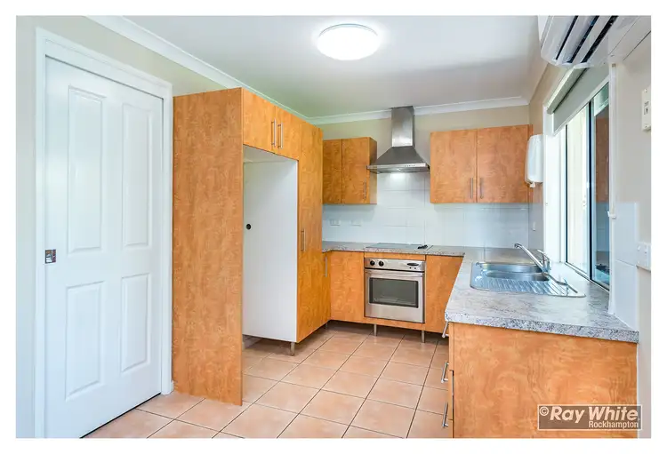 Sixth view of Homely unit listing, 1/576 Norman Road, Norman Gardens QLD 4701