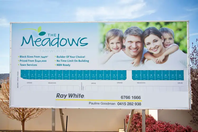 14 Grand Meadows Drive, Tamworth NSW 2340