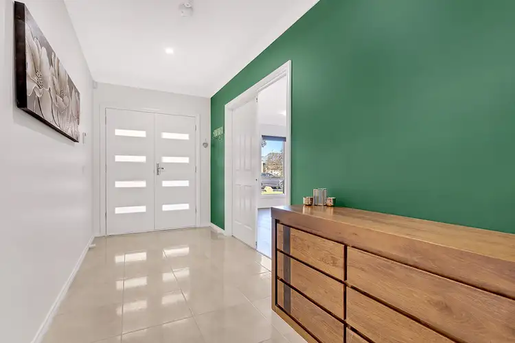 Second view of Homely house listing, 10 Jirrahlinga Terrace, Craigieburn VIC 3064