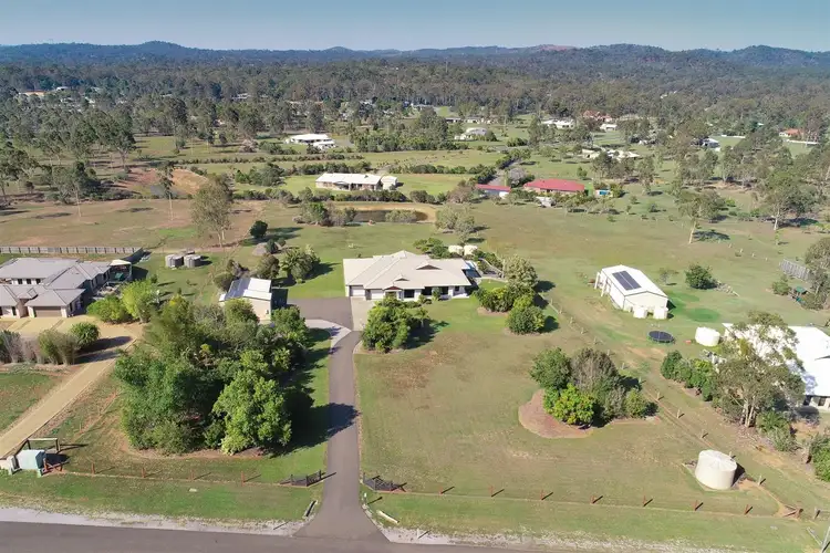 18 Lincoln James Drive, Burua QLD 4680