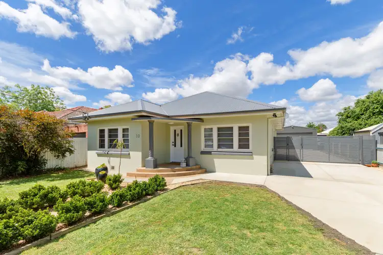 10 Sullivan Avenue, Wagga Wagga NSW 2650