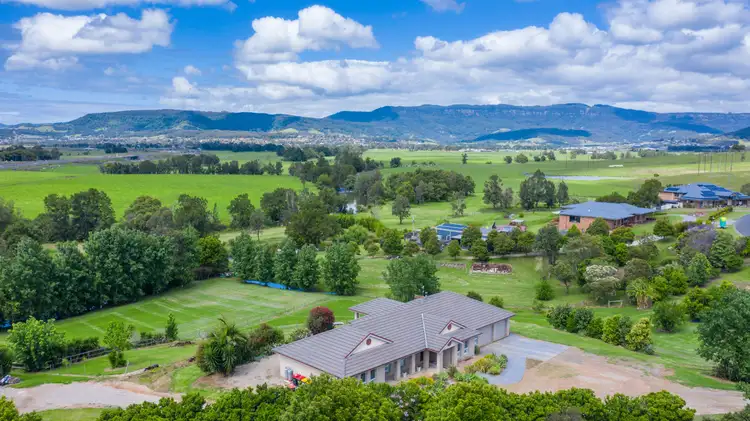 40 Larkins Lane, Yallah NSW 2530