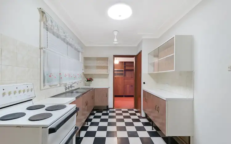 Sixth view of Homely house listing, 5 Burns Avenue, Macquarie Fields NSW 2564