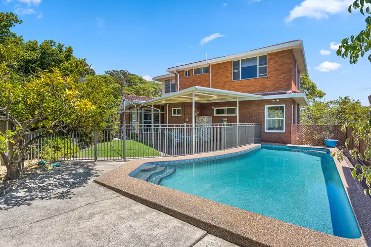 4 Cliff Avenue, Peakhurst Heights NSW 2210