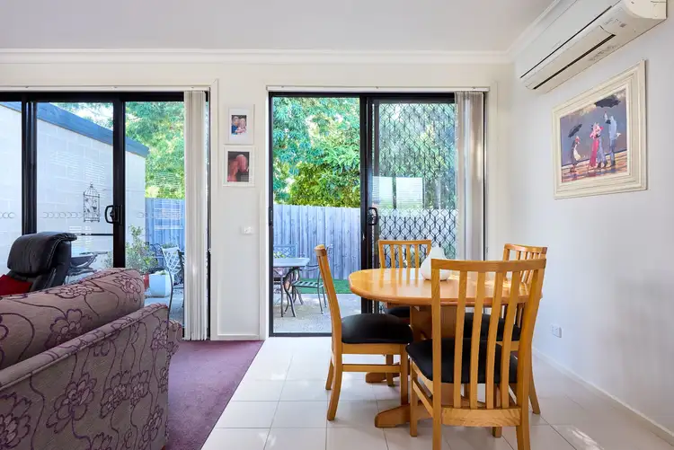 Fifth view of Homely unit listing, 2/90 Warranilla Avenue, Rosebud VIC 3939