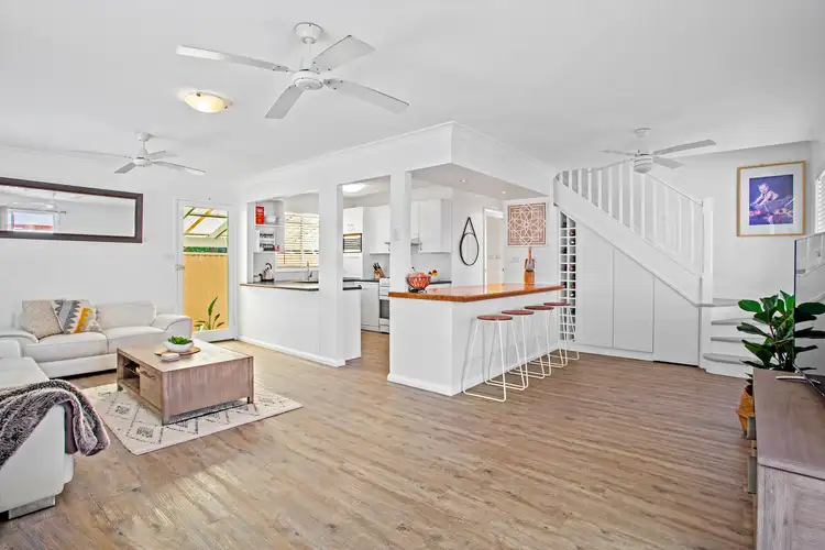 Second view of Homely house listing, 21 Erin Avenue, Berkeley Vale NSW 2261