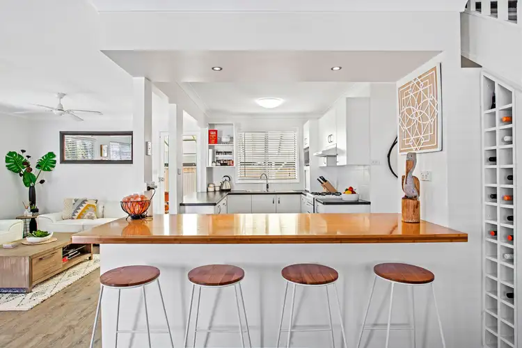Third view of Homely house listing, 21 Erin Avenue, Berkeley Vale NSW 2261