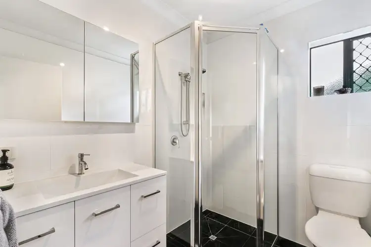 Fifth view of Homely unit listing, 4/81 Waverley Road, Taringa QLD 4068