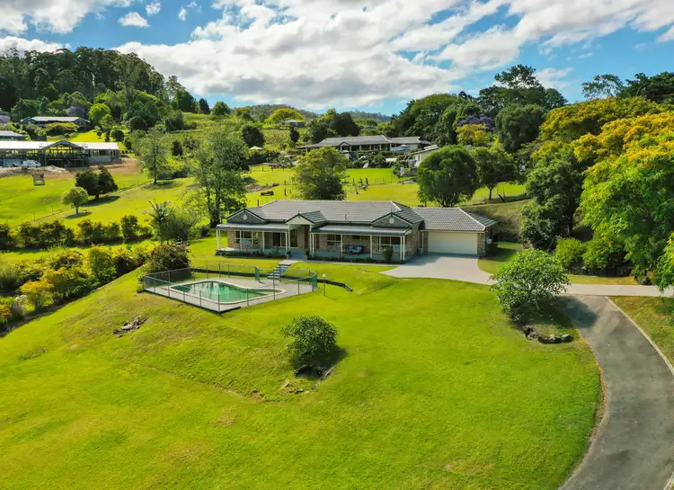 393 Bonogin Road, Bonogin QLD 4213