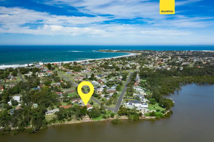 3 The Mall, Culburra Beach NSW 2540