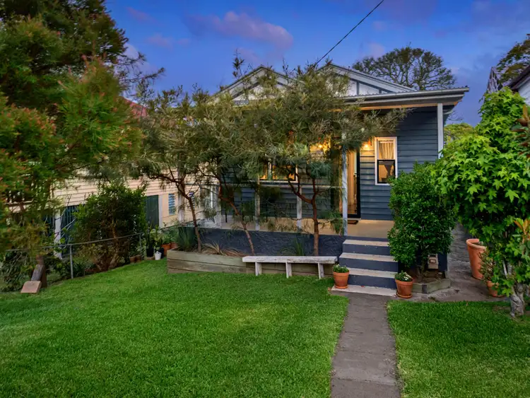 27 Louisa Street, Highgate Hill QLD 4101
