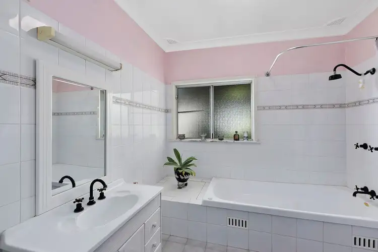 Sixth view of Homely house listing, 5 Trelawney Street, Killarney Vale NSW 2261
