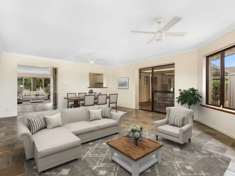 30 Wavelea Street, Safety Bay WA 6169