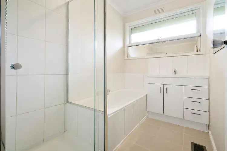 Fifth view of Homely house listing, 3 Quandong Court, Frankston VIC 3199