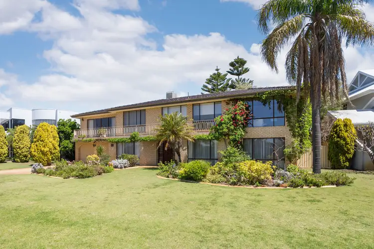 11 Fairview Gardens, Waterford WA 6152