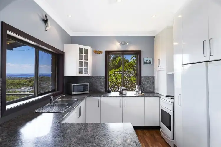Fourth view of Homely house listing, 8 Masefield Avenue, Bateau Bay NSW 2261