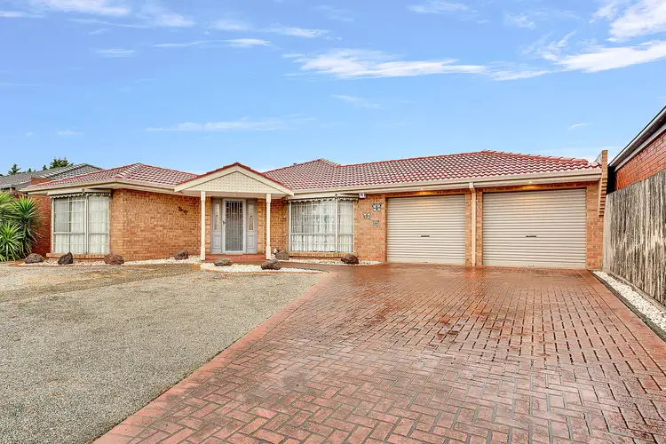 Second view of Homely house listing, 8 Pembroke Crescent, Craigieburn VIC 3064