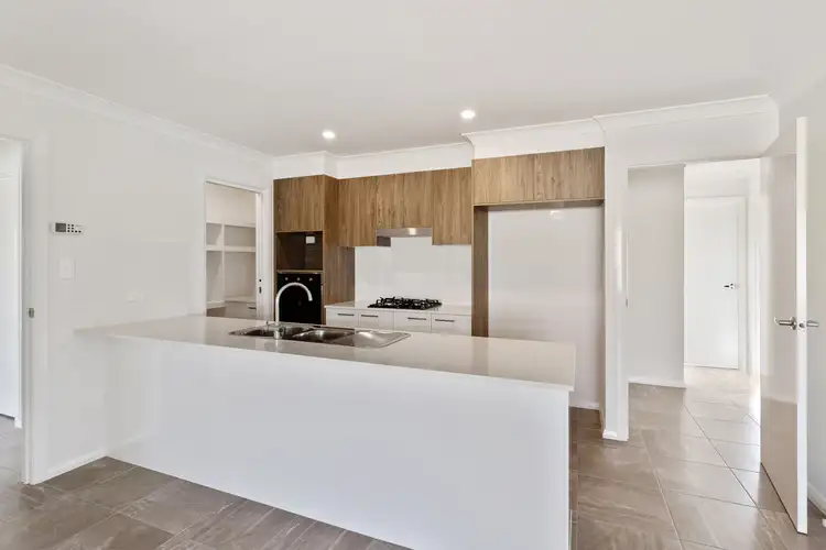 Second view of Homely house listing, 2 Fairleigh Place, Kelso NSW 2795